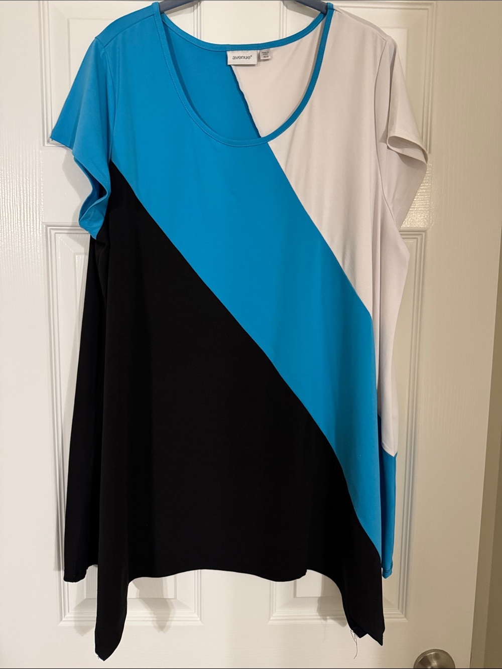 Avenue Diagonal Colorblock Tunic - Blue/Black/White